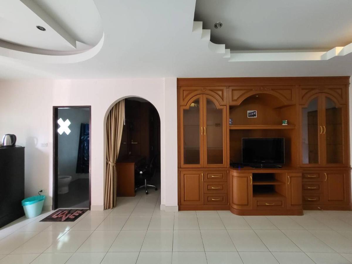 Appartamento Marin House Pattaya Esterno foto