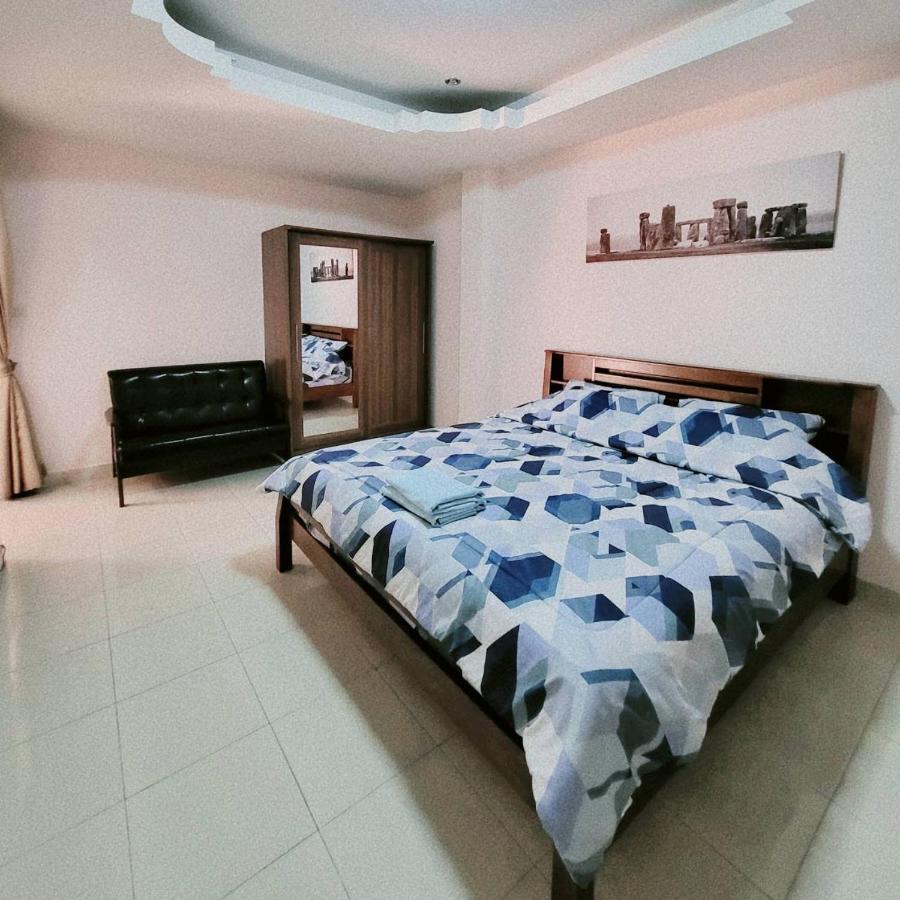 Appartamento Marin House Pattaya Esterno foto