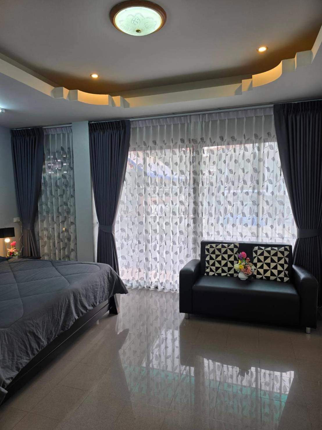 Appartamento Marin House Pattaya Esterno foto