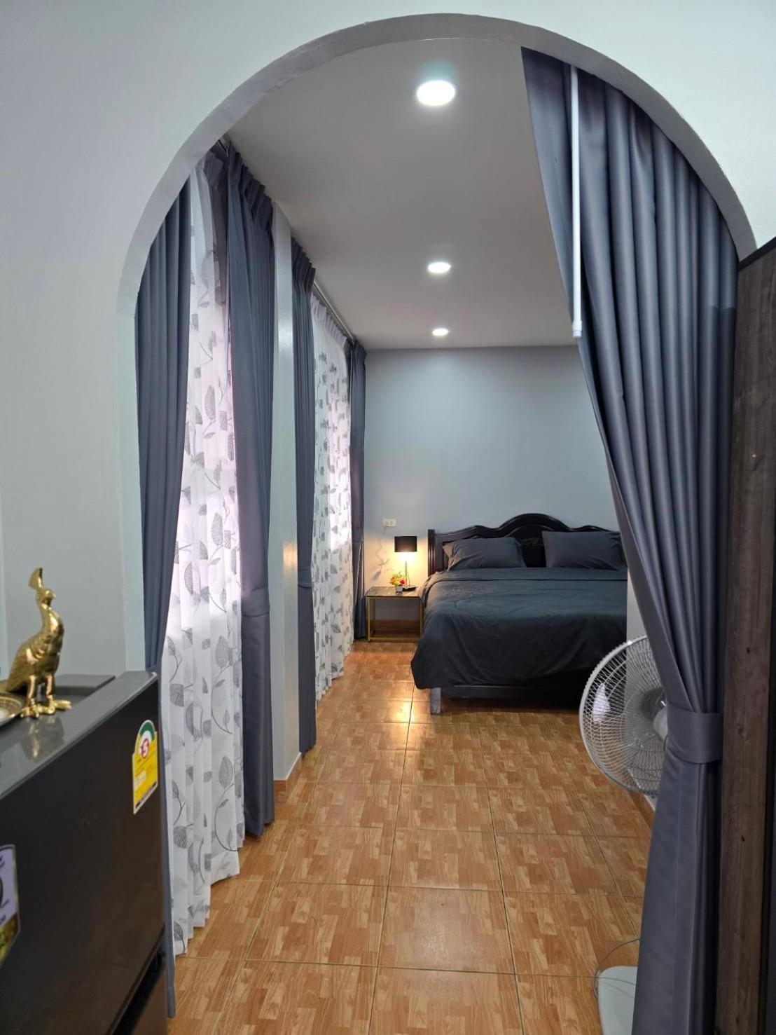 Appartamento Marin House Pattaya Esterno foto