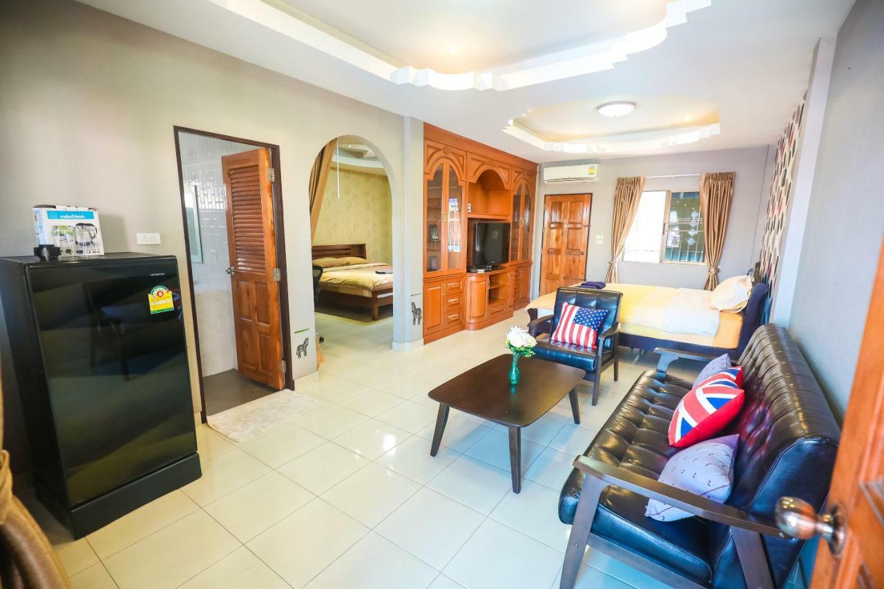 Appartamento Marin House Pattaya Esterno foto